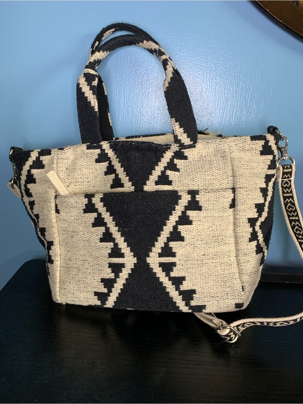 America & Beyond  Tan Aztec Pattern Tote with Detachable Strap